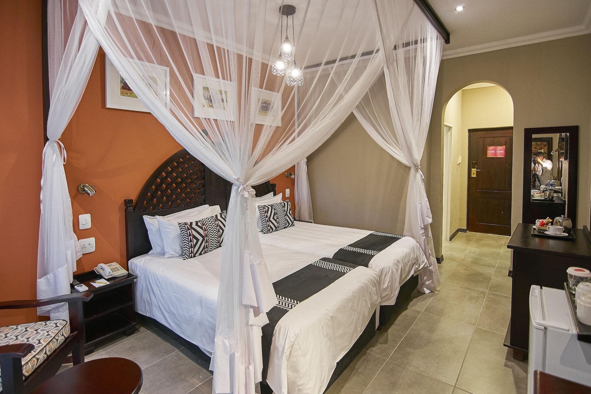 Victoria Falls Rainbow Hotel מראה חיצוני תמונה