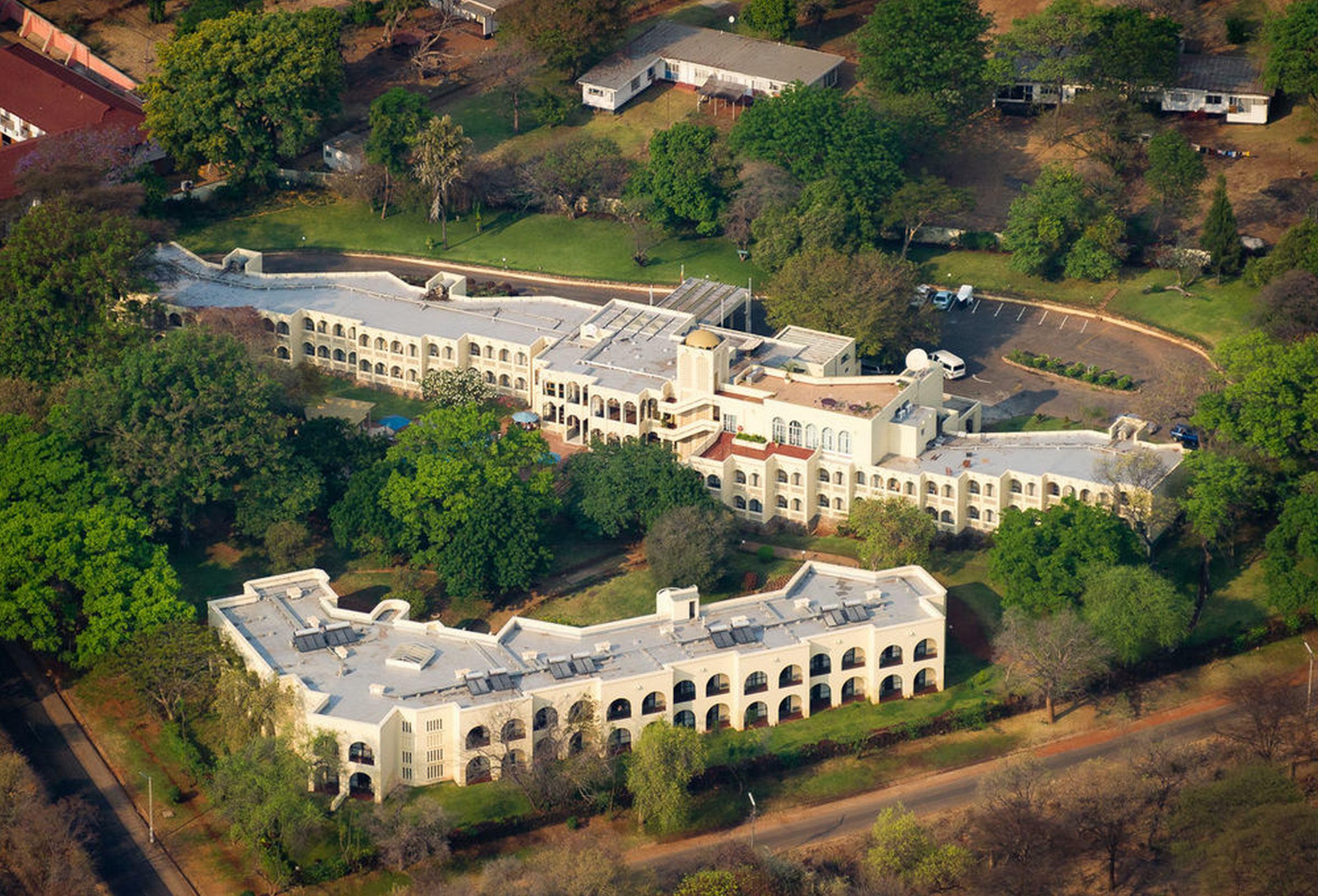 Victoria Falls Rainbow Hotel מראה חיצוני תמונה