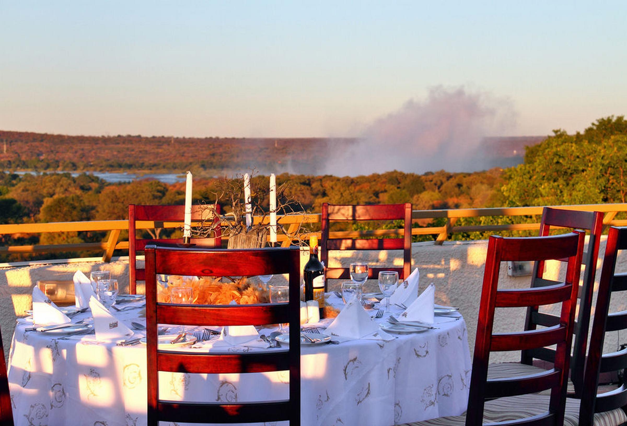 Victoria Falls Rainbow Hotel מראה חיצוני תמונה