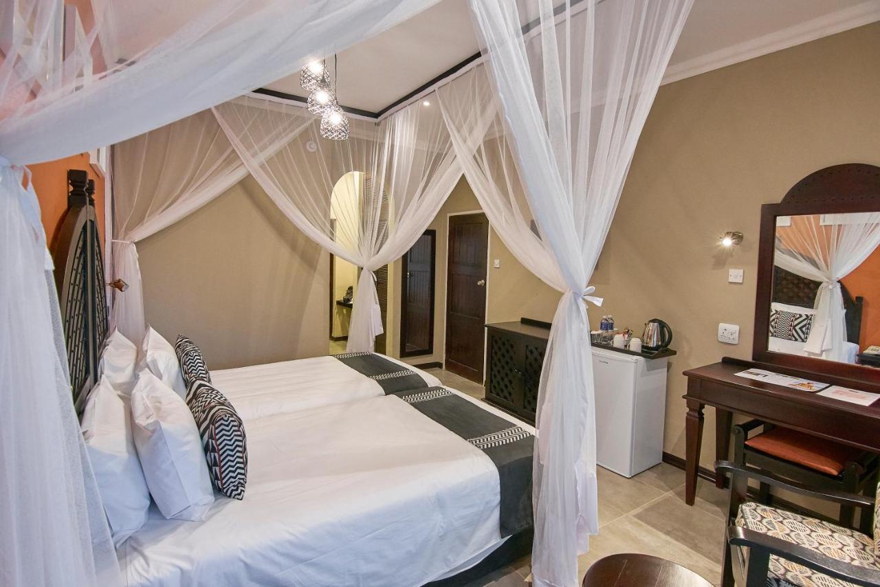 Victoria Falls Rainbow Hotel מראה חיצוני תמונה
