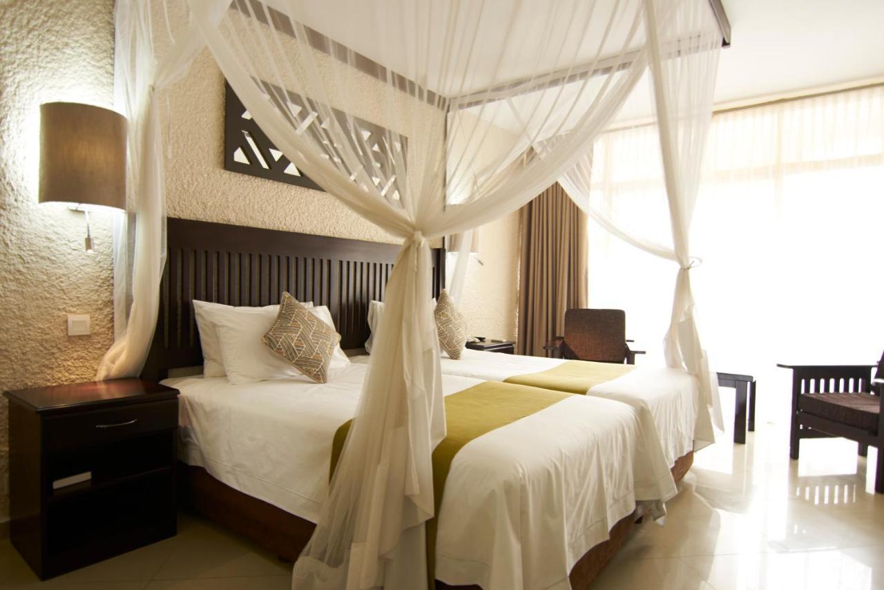 Victoria Falls Rainbow Hotel מראה חיצוני תמונה