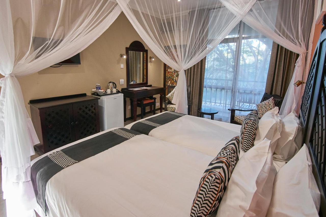 Victoria Falls Rainbow Hotel מראה חיצוני תמונה