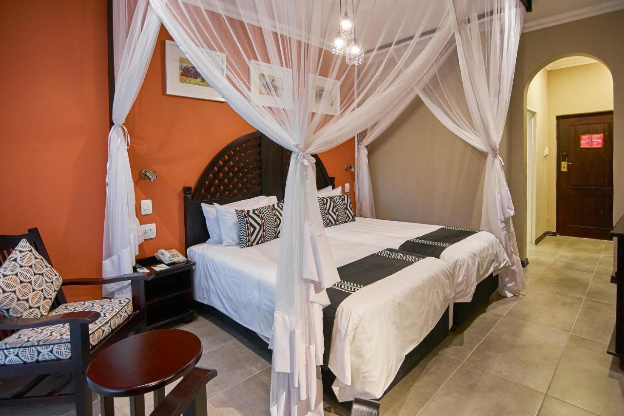 Victoria Falls Rainbow Hotel מראה חיצוני תמונה