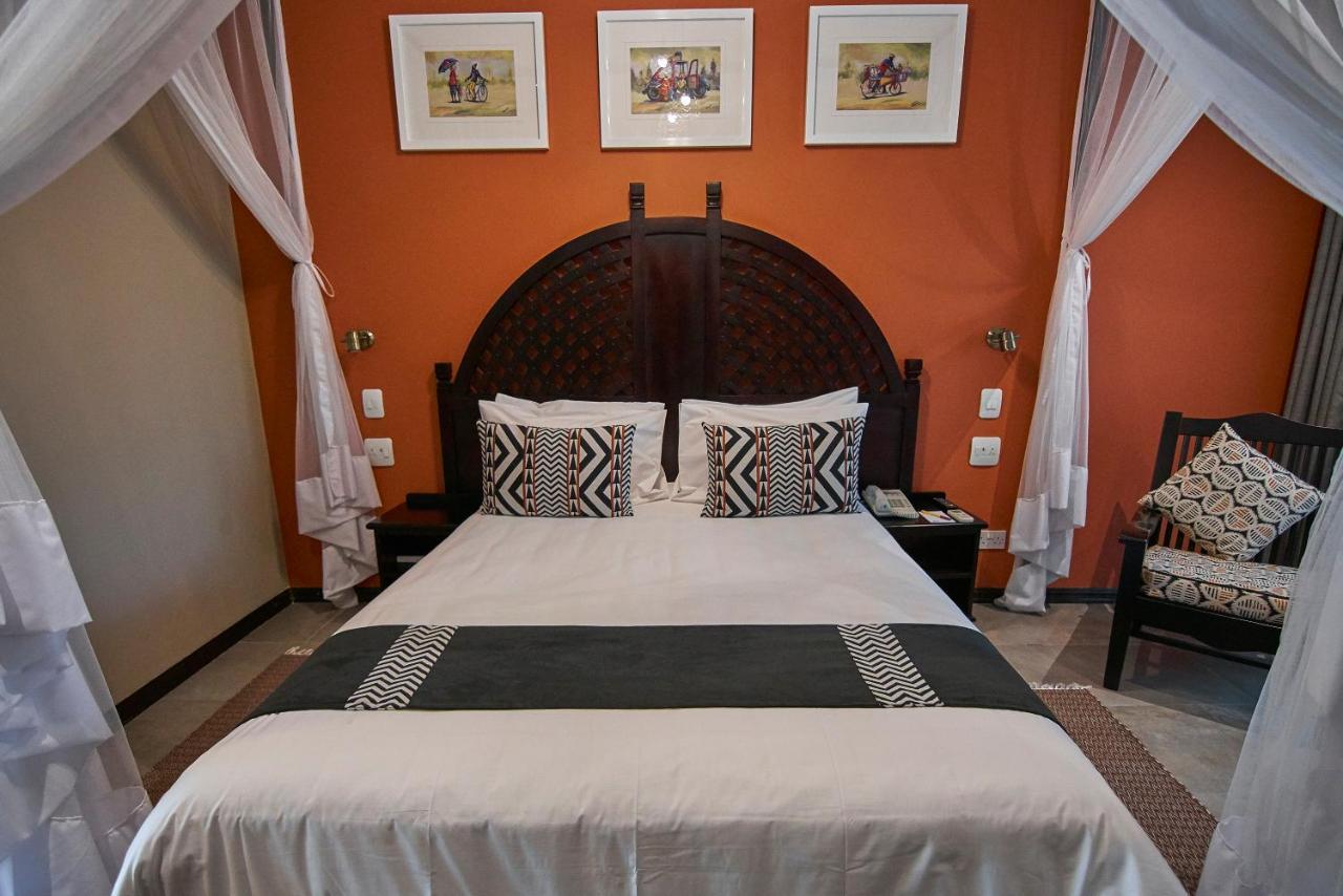 Victoria Falls Rainbow Hotel מראה חיצוני תמונה